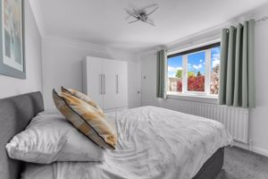 Photo 33- click for photo gallery